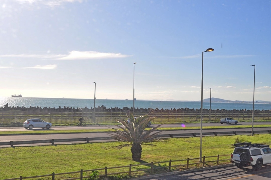 Commercial Property for Sale in Paarden Eiland Western Cape